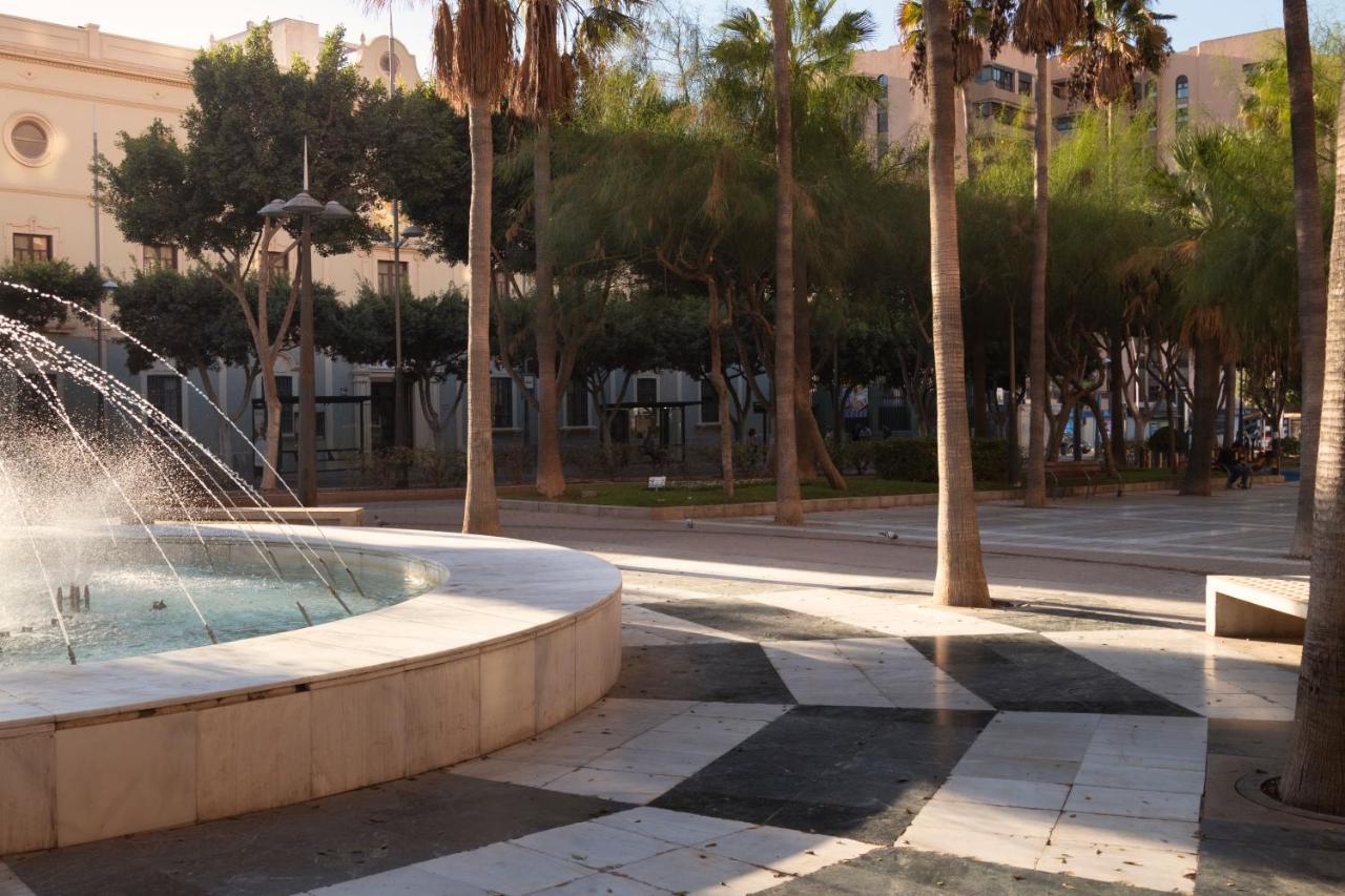 Little House In Center Apartment Almeria Luaran gambar